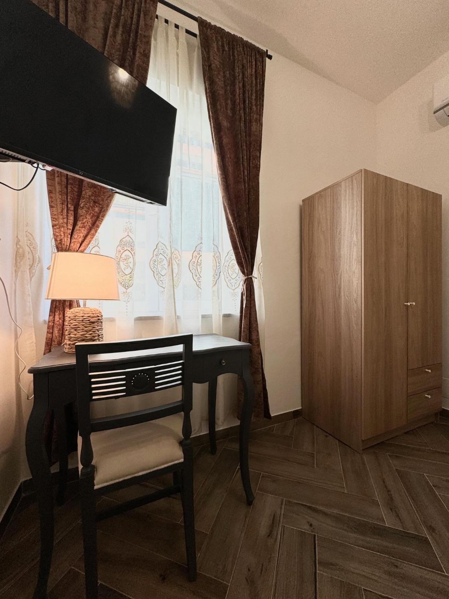 Umi B&B Giulianova Exteriör bild